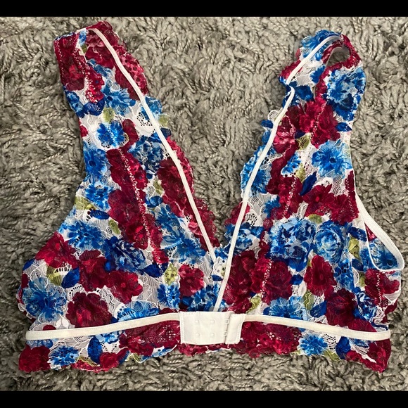 Floral Bralette - Picture 2 of 3